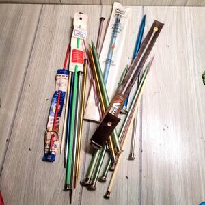 Vintage Large Lot Of Colorful Knitting Needles Everything Pictured New And Used